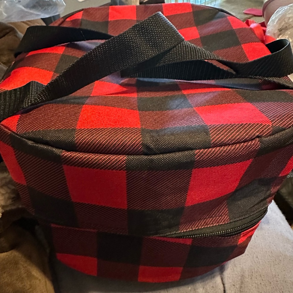 New red black buffalo check insulated travel casserole carrier